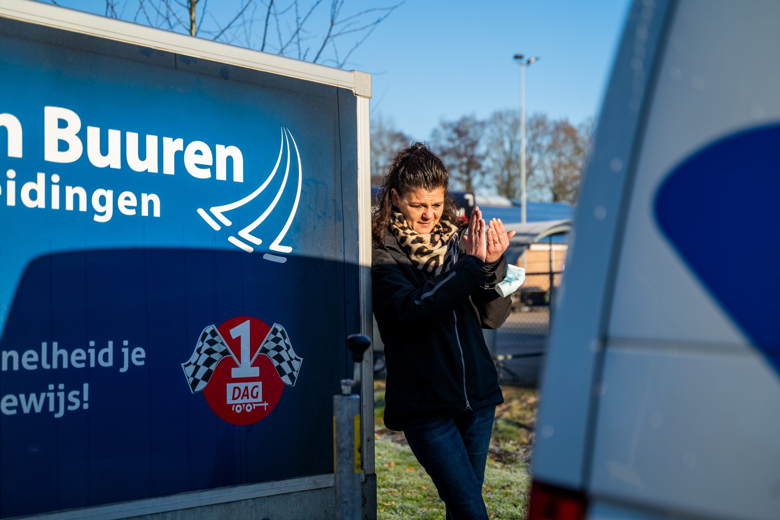 Haal je aanhanger rijbewijs oftwel je BE rijbewijs bij Van Buuren Opleidingen. Dagopleiding BE van 5 uur, 6 uur of met een DUO opleiding
