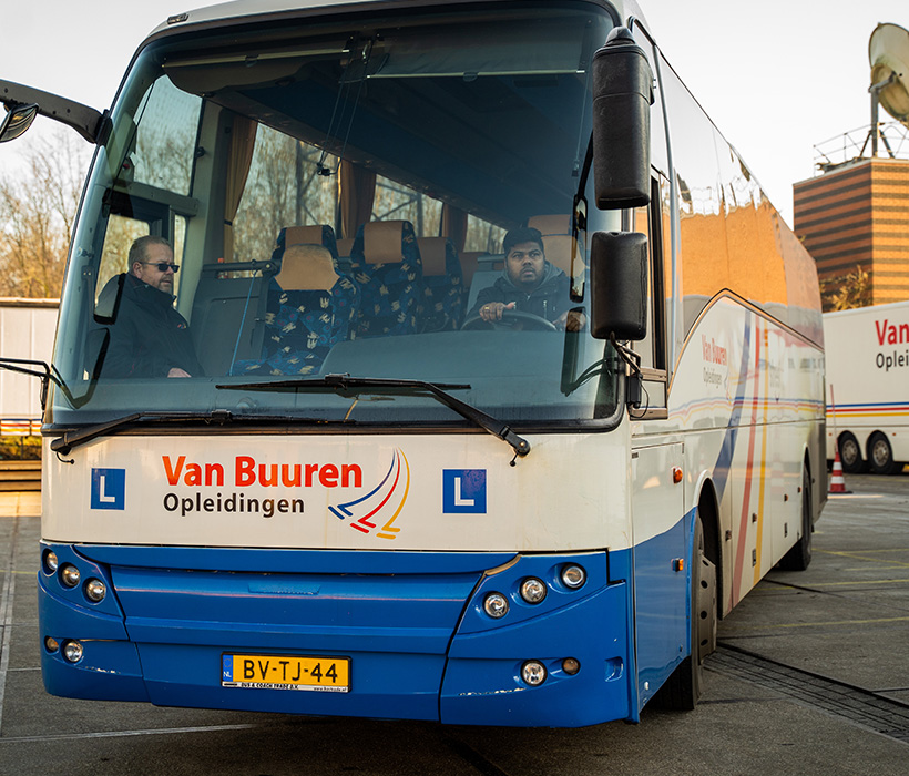 Subsidie Stichting FSO touringcar chauffeur, Van Buuren Opleidingen